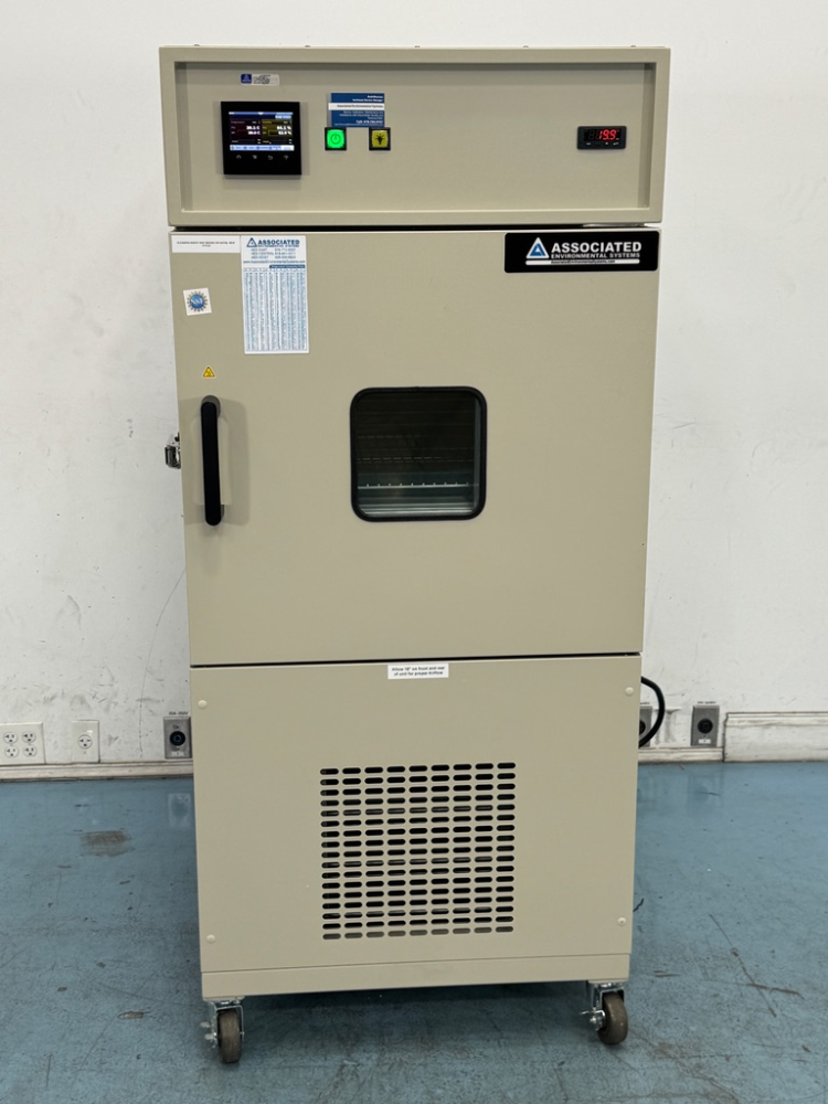 Image of Associated Environmental HD-505 Test Chamber